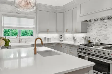 9 Daymon Terrace Larchmont NY 10538