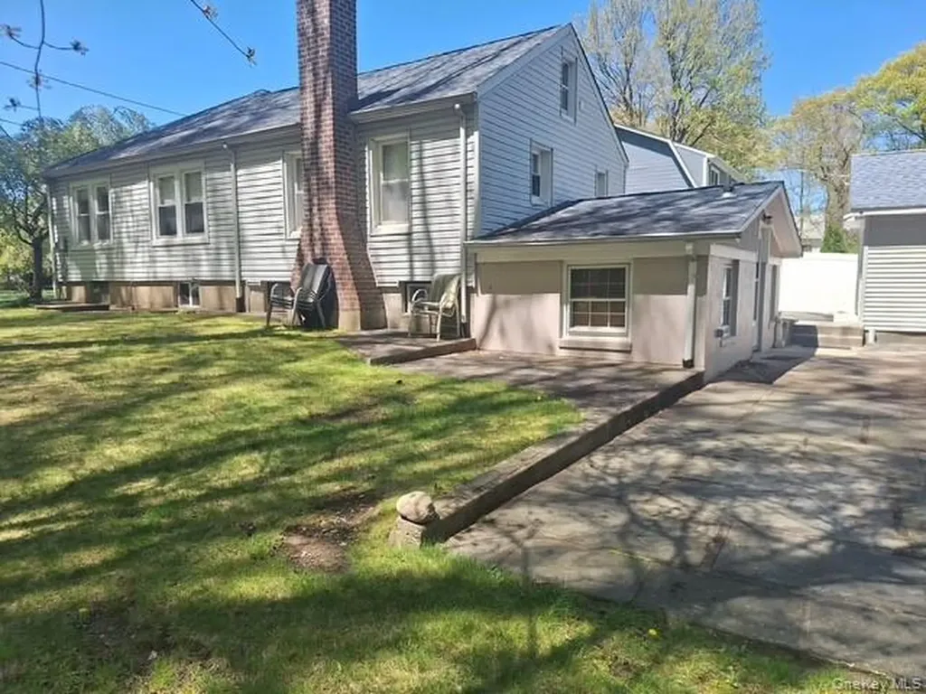 101 Gatto Lane Pearl River NY 10965
