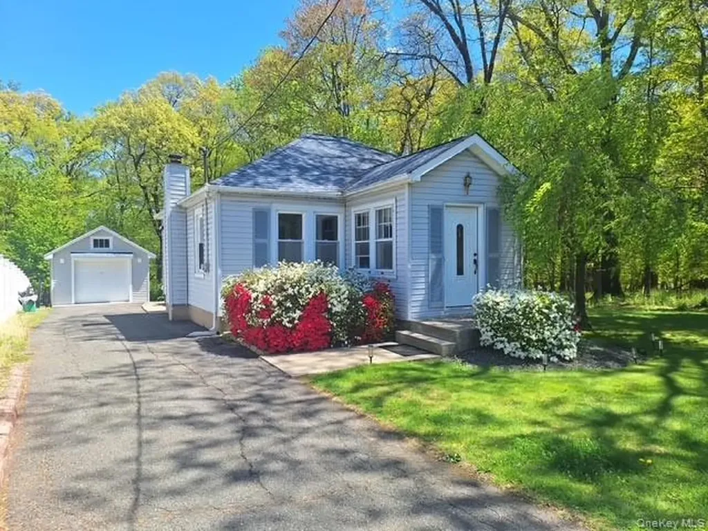 101 Gatto Lane Pearl River NY 10965