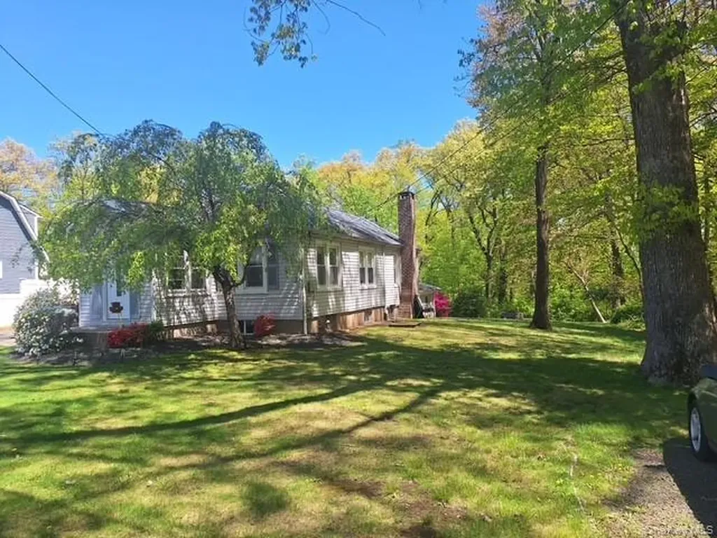 101 Gatto Lane Pearl River NY 10965