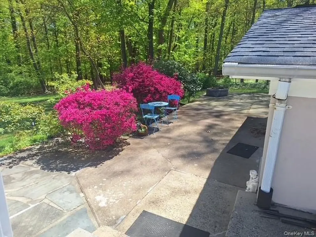 101 Gatto Lane Pearl River NY 10965