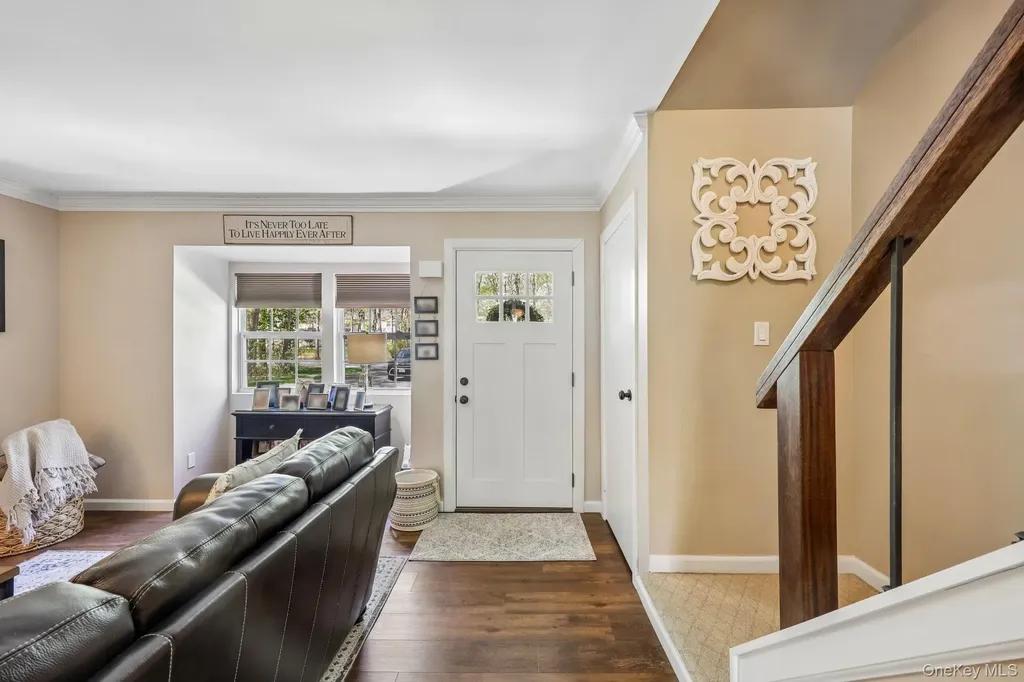 13 Rutledge Commons Yaphank NY 11980