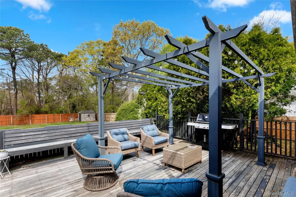 44 Maple Avenue Bellport NY 11713