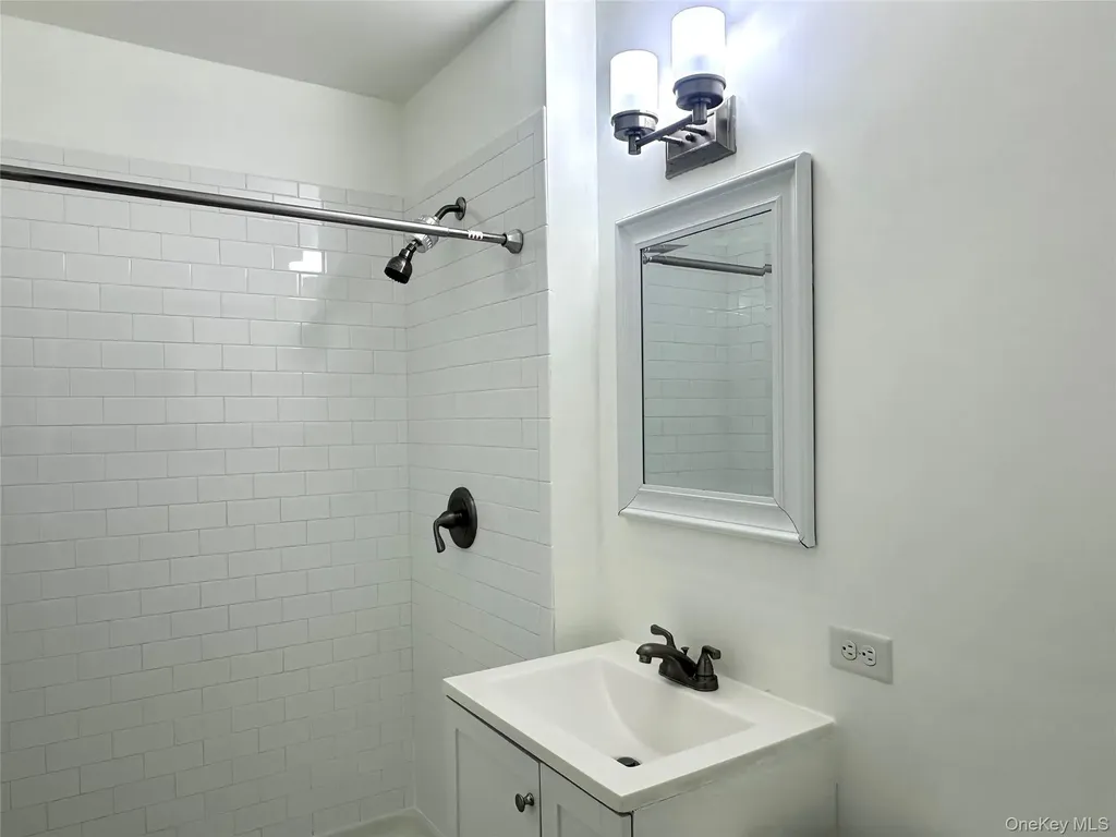 3 Loudon Drive Fishkill NY 12524