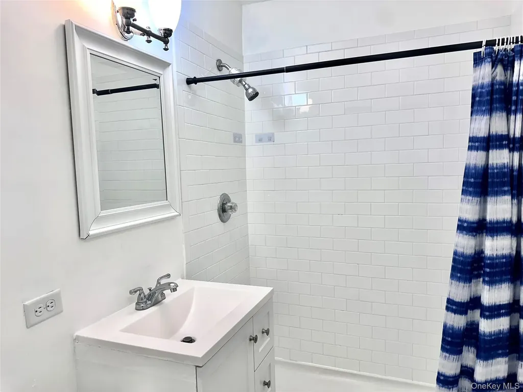 3 Loudon Drive Fishkill NY 12524