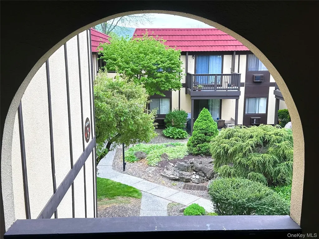 3 Loudon Drive Fishkill NY 12524
