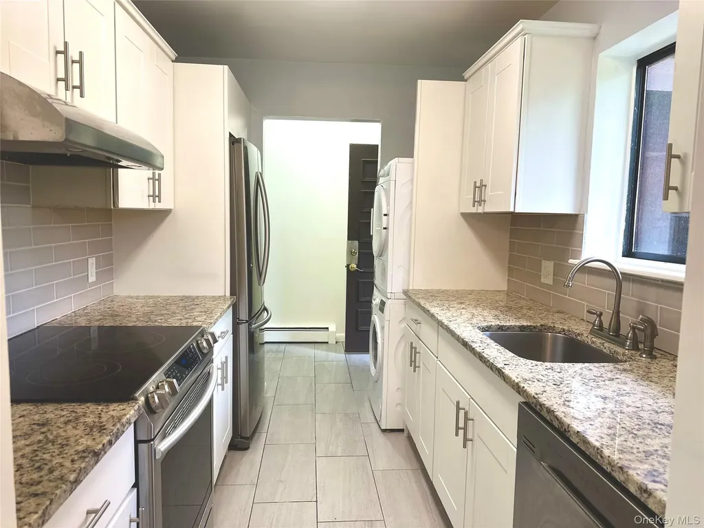 3 Loudon Drive Fishkill NY 12524