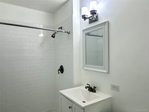 3 Loudon Drive Fishkill NY 12524