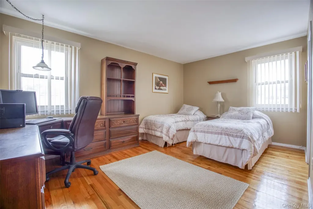 132 Forest Street Staten Island NY 10314