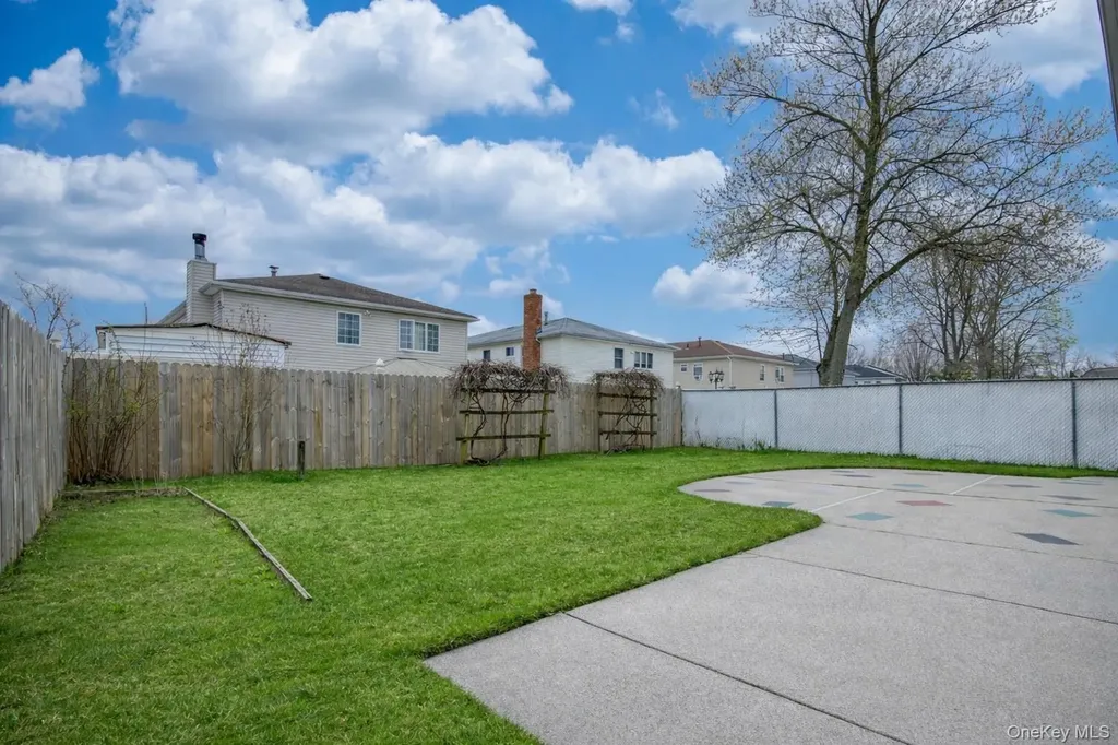 132 Forest Street Staten Island NY 10314