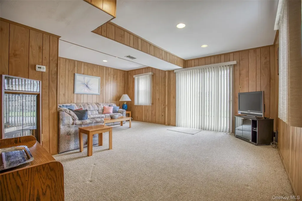 132 Forest Street Staten Island NY 10314
