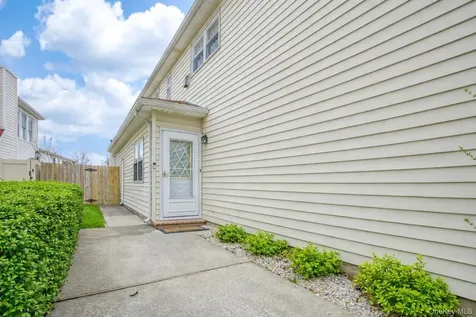 132 Forest Street Staten Island NY 10314