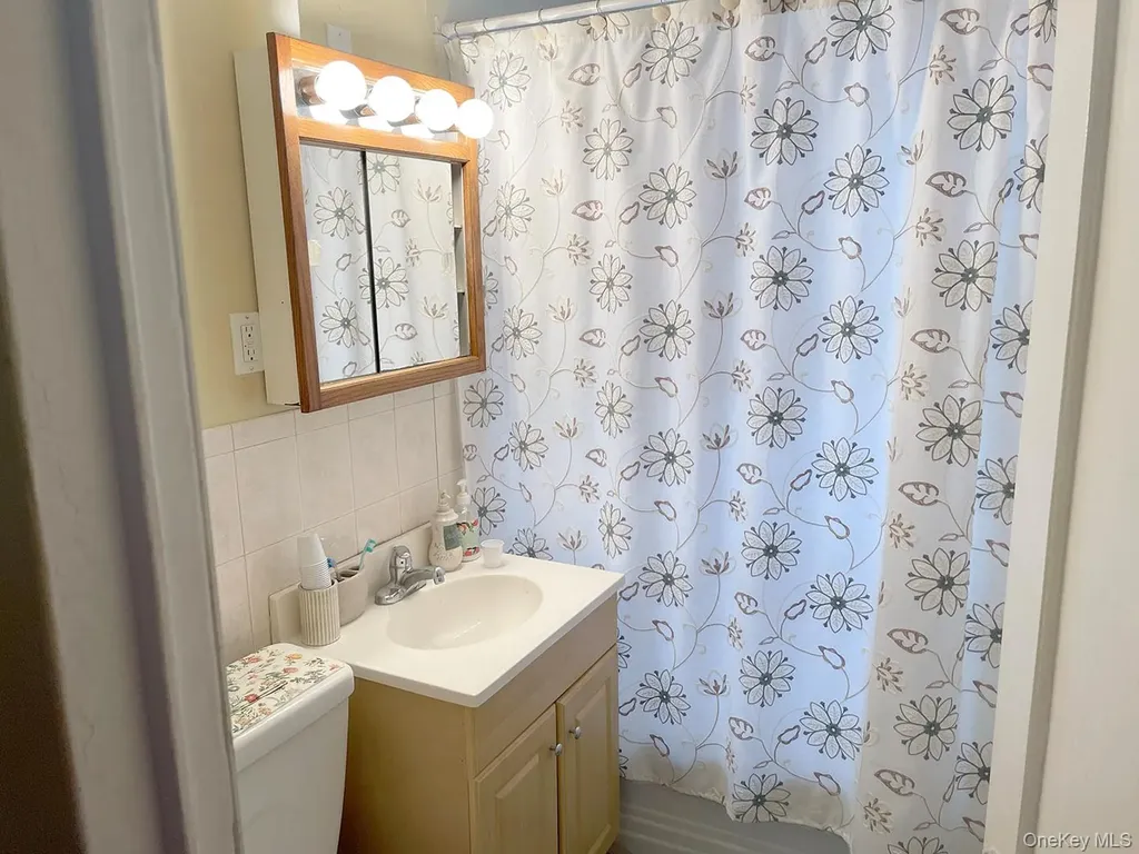 364 E Broadway Long Beach NY 11561