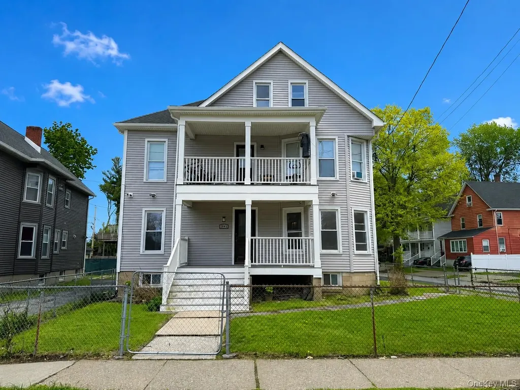 8 Fox Terrace Poughkeepsie NY 12603