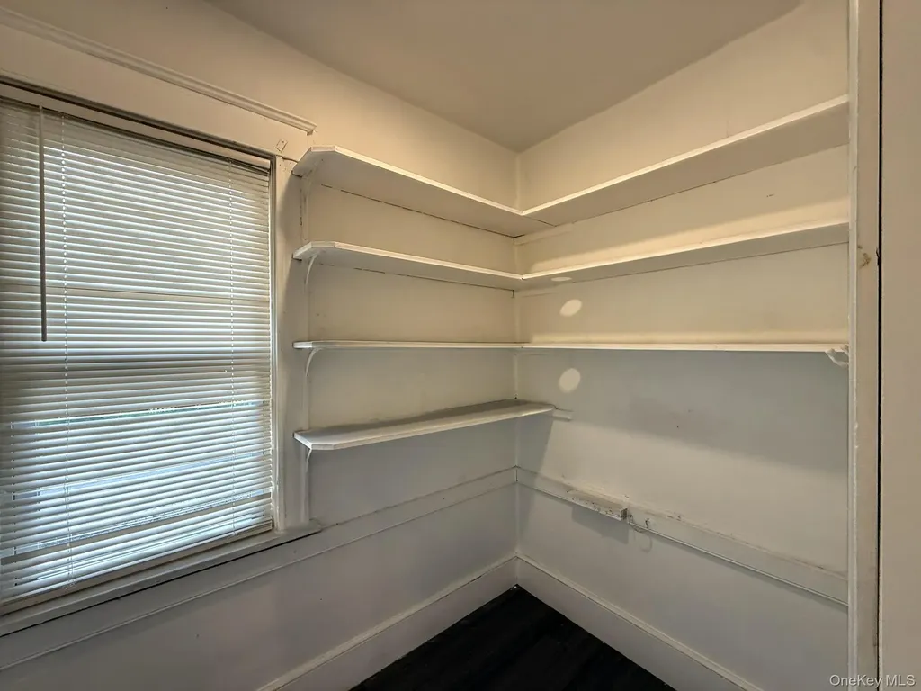 8 Fox Terrace Poughkeepsie NY 12603