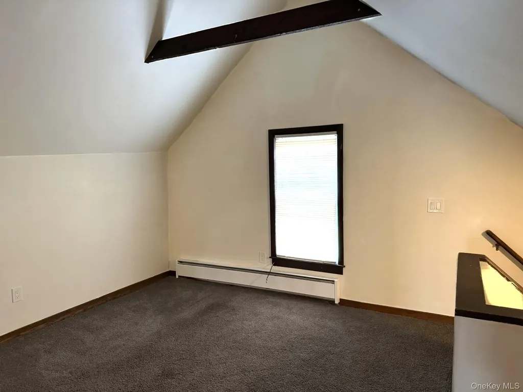8 Fox Terrace Poughkeepsie NY 12603