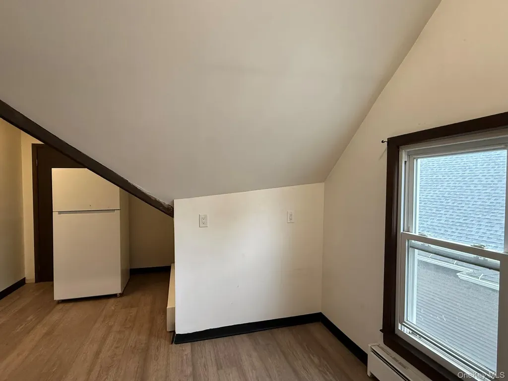 8 Fox Terrace Poughkeepsie NY 12603