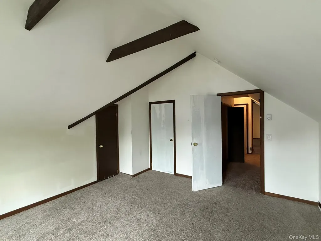 8 Fox Terrace Poughkeepsie NY 12603