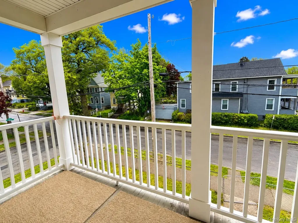 8 Fox Terrace Poughkeepsie NY 12603