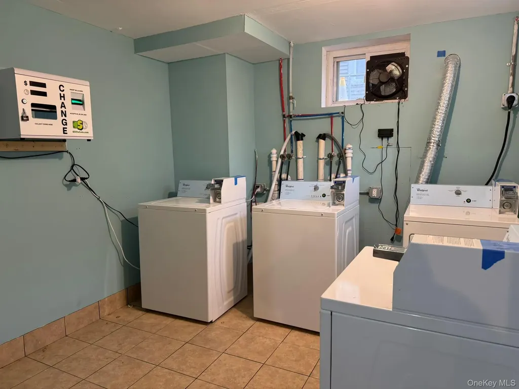 8 Fox Terrace Poughkeepsie NY 12603