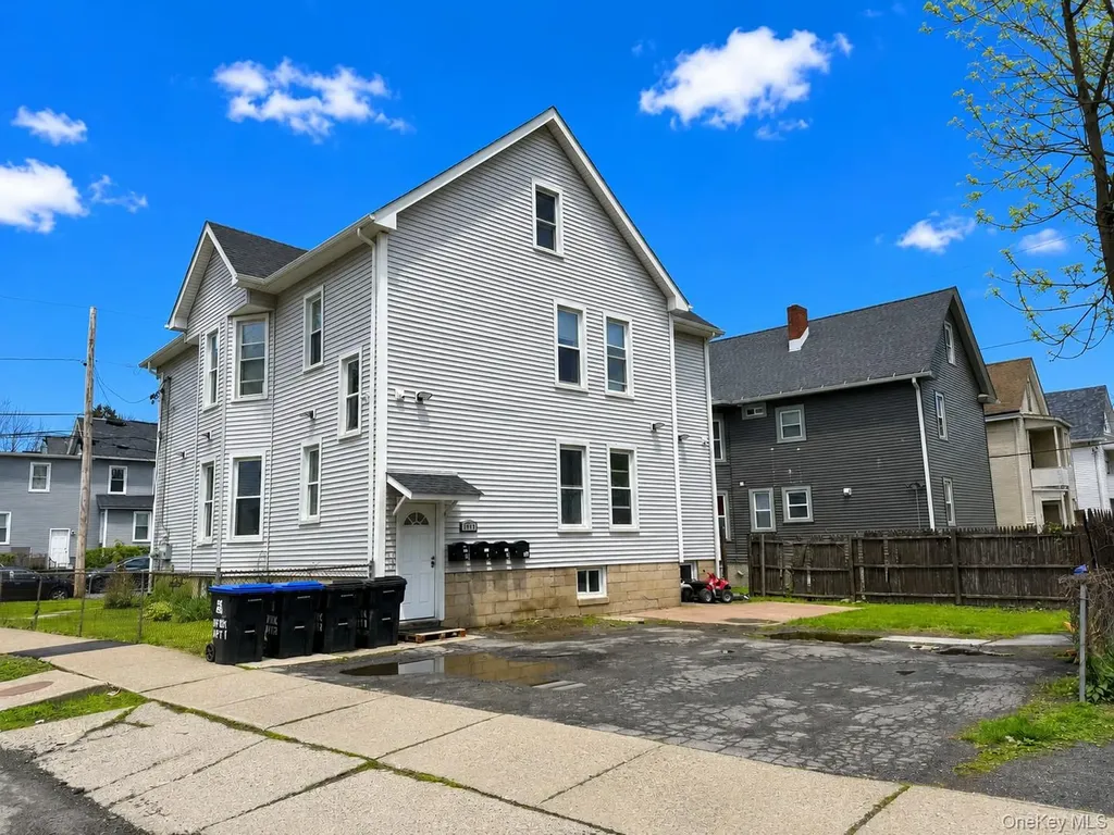 8 Fox Terrace Poughkeepsie NY 12603