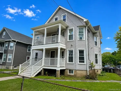 8 Fox Terrace Poughkeepsie NY 12603