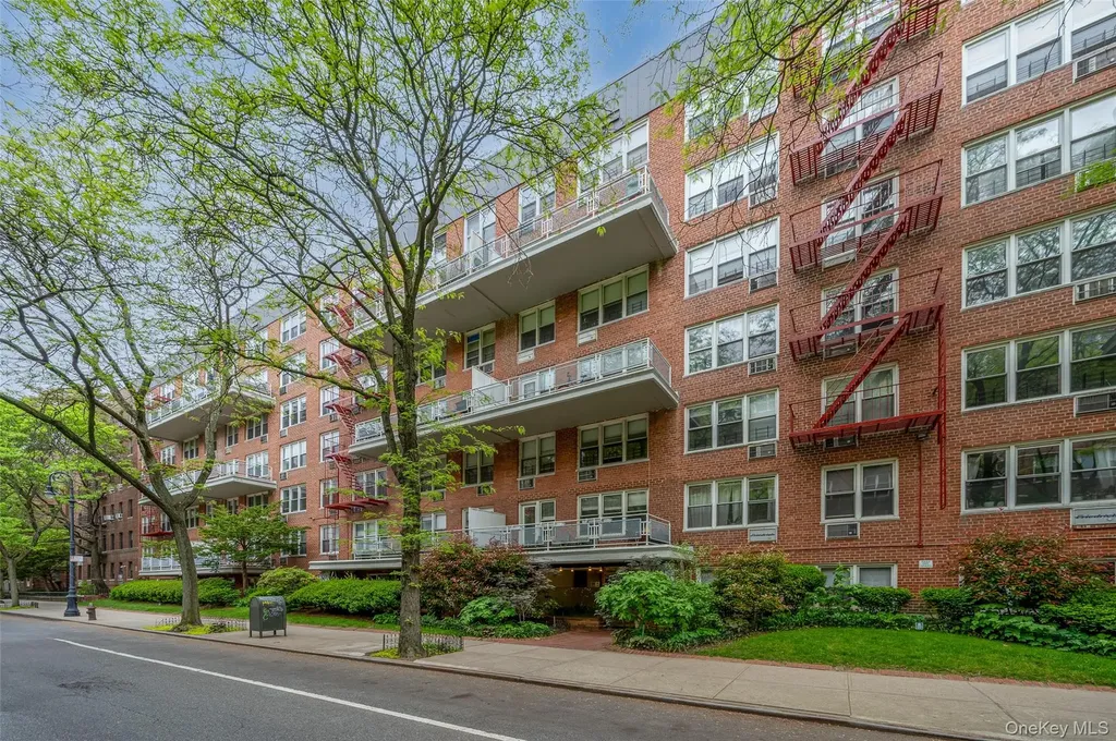 415 Argyle Road Brooklyn NY 11218