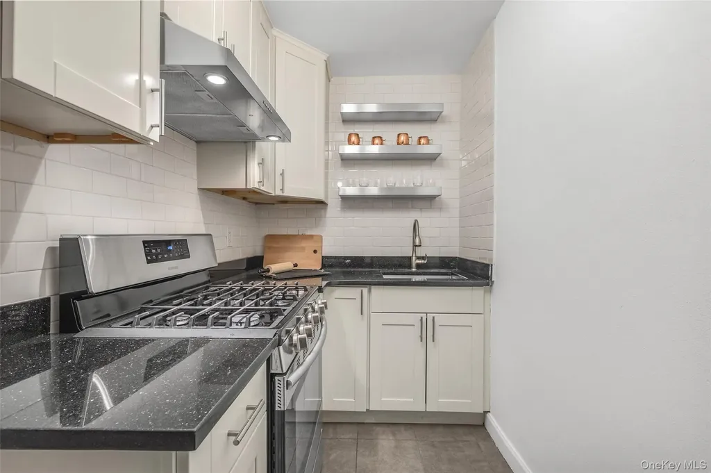 415 Argyle Road Brooklyn NY 11218