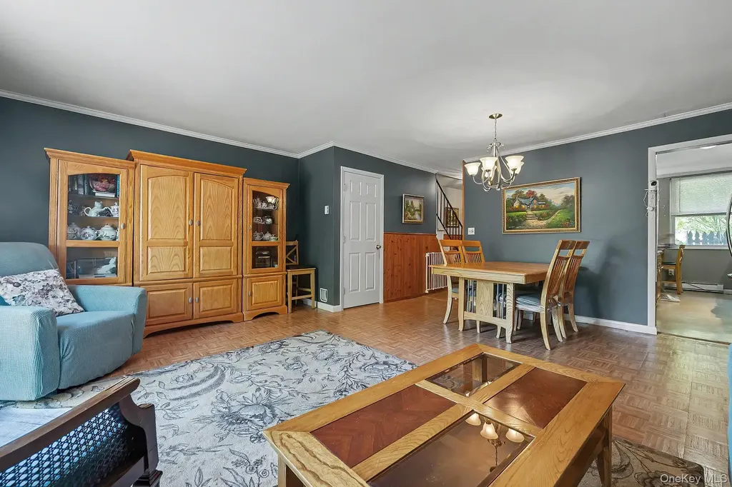158 Rolling Way Peekskill NY 10566