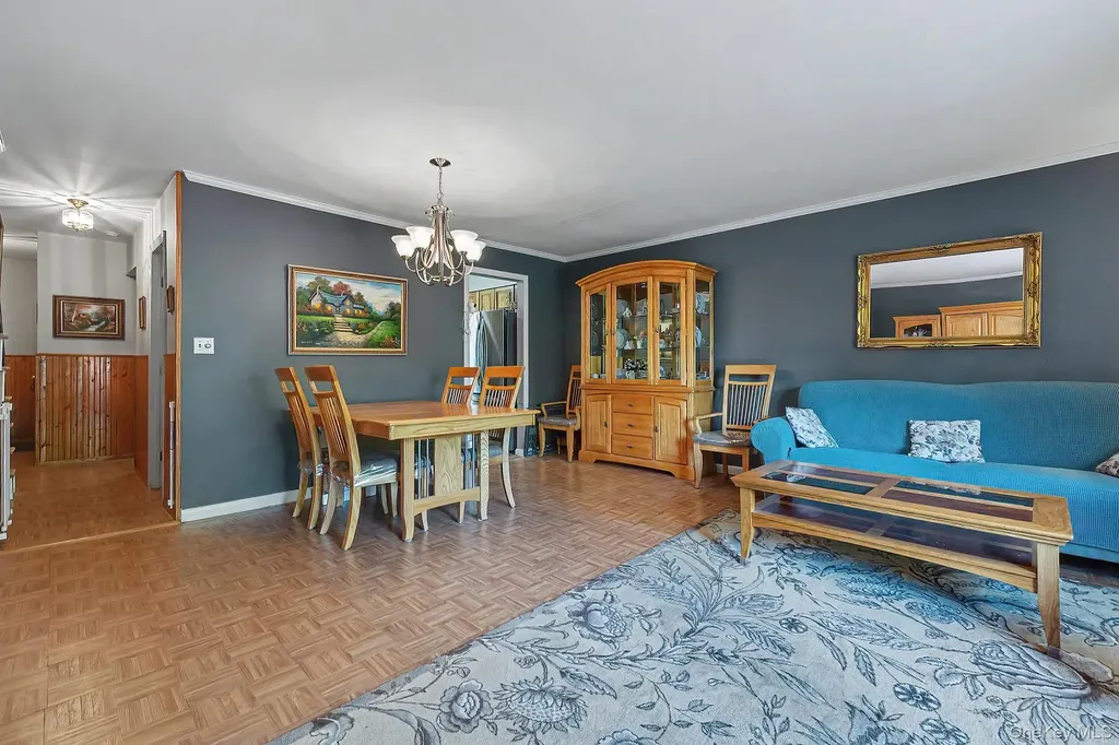 158 Rolling Way Peekskill NY 10566