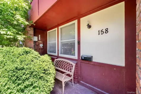 158 Rolling Way Peekskill NY 10566