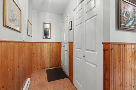 158 Rolling Way Peekskill NY 10566