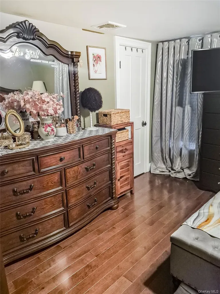 163 N Hamilton Street Poughkeepsie NY 12601