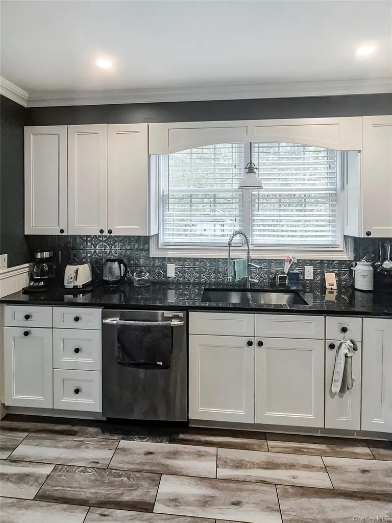 163 N Hamilton Street Poughkeepsie NY 12601