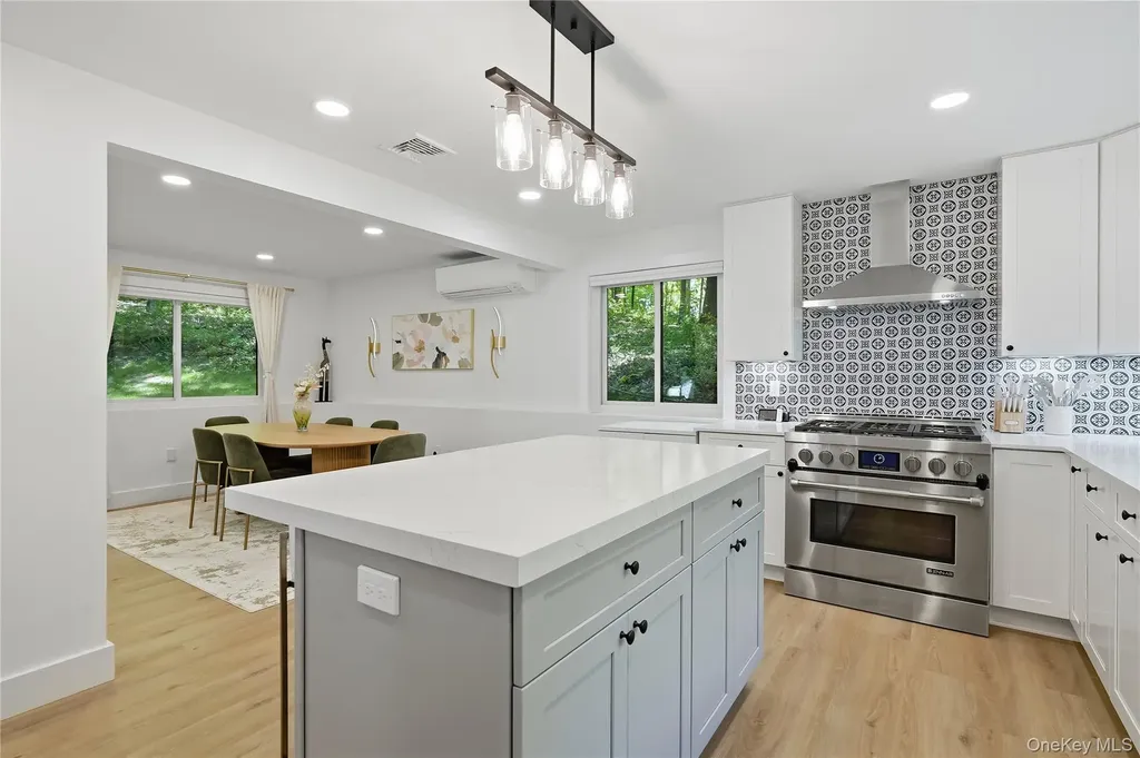 61 Cliffside Lane Mount Kisco NY 10549