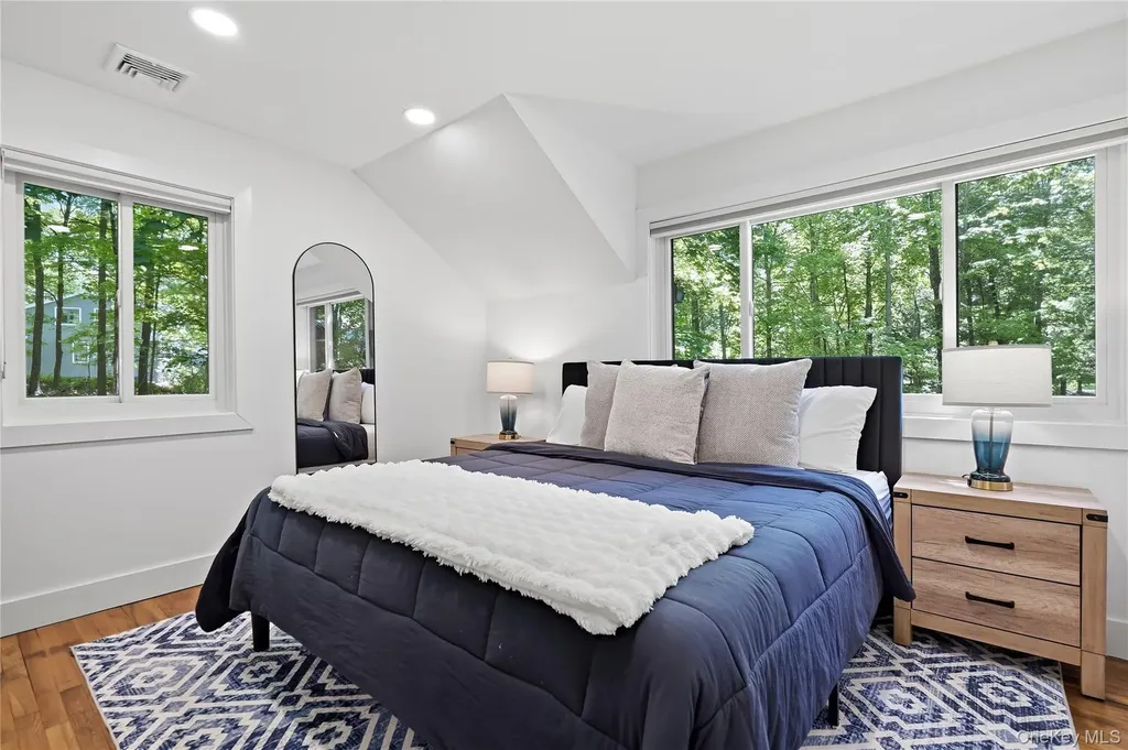 61 Cliffside Lane Mount Kisco NY 10549