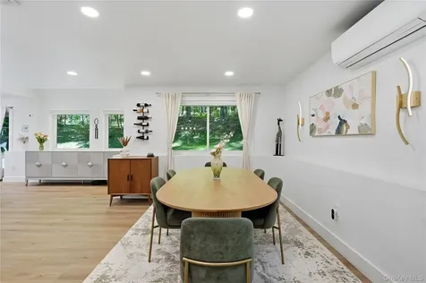 61 Cliffside Lane Mount Kisco NY 10549
