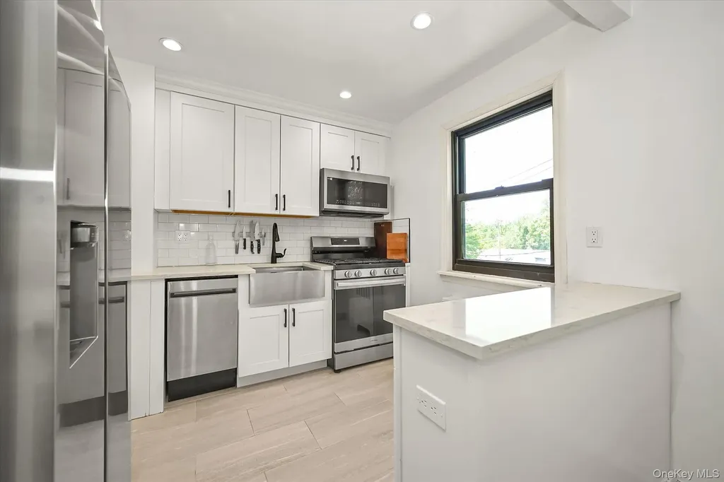 4 East Mill Drive Great Neck NY 11021