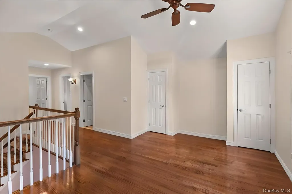 1 Daniels Way Bay Shore NY 11706