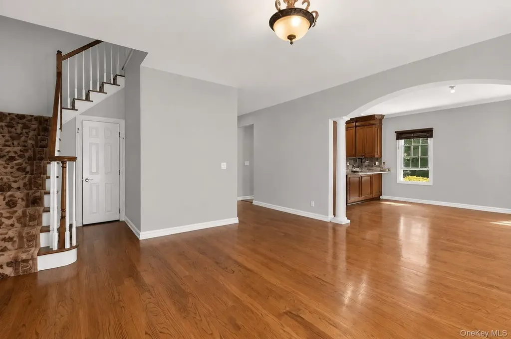 1 Daniels Way Bay Shore NY 11706