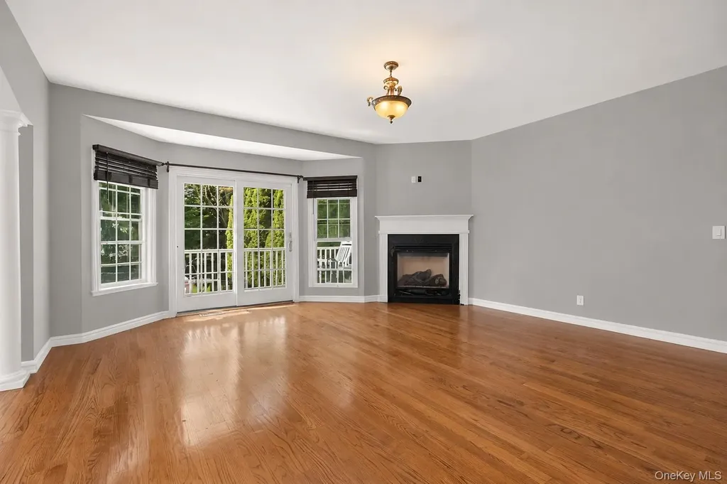 1 Daniels Way Bay Shore NY 11706
