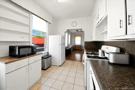 2041 Hobart Avenue Bronx NY 10461
