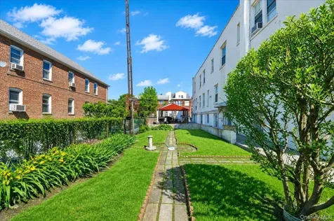 2041 Hobart Avenue Bronx NY 10461