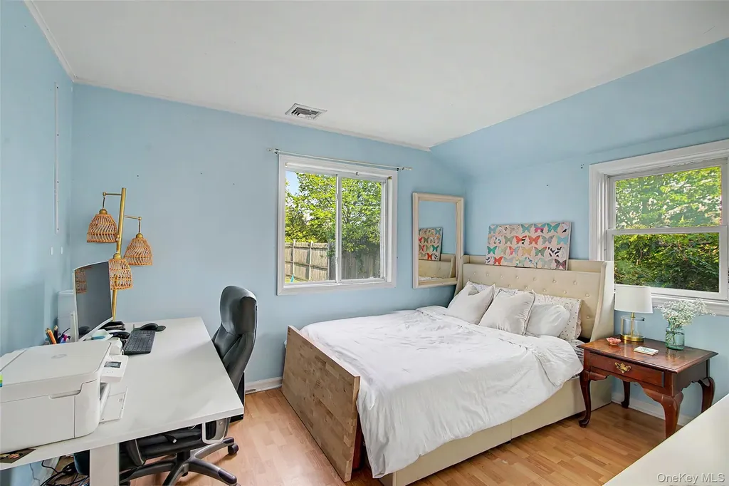 359 Moffitt Boulevard Islip NY 11751