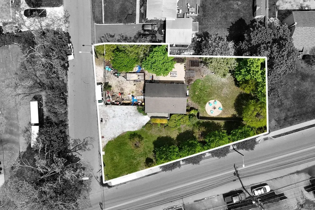 359 Moffitt Boulevard Islip NY 11751