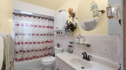 222-26 93rd Avenue Queens Village NY 11428