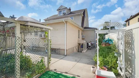 222-26 93rd Avenue Queens Village NY 11428