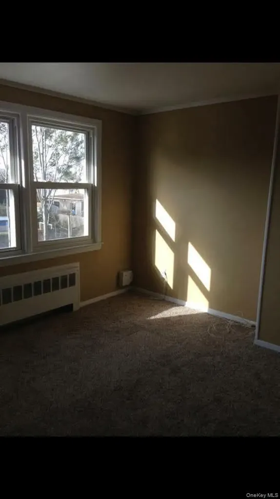 68 Neptune Avenue West Babylon NY 11704