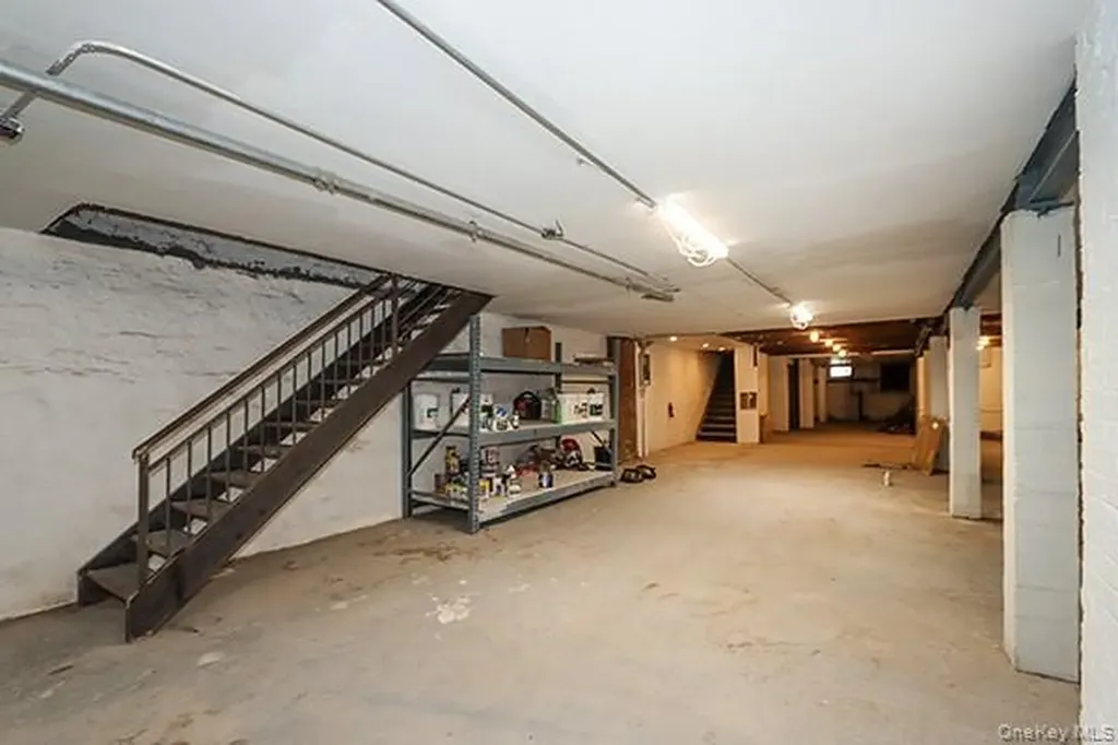 1191 Atlantic Avenue Brooklyn NY 11216