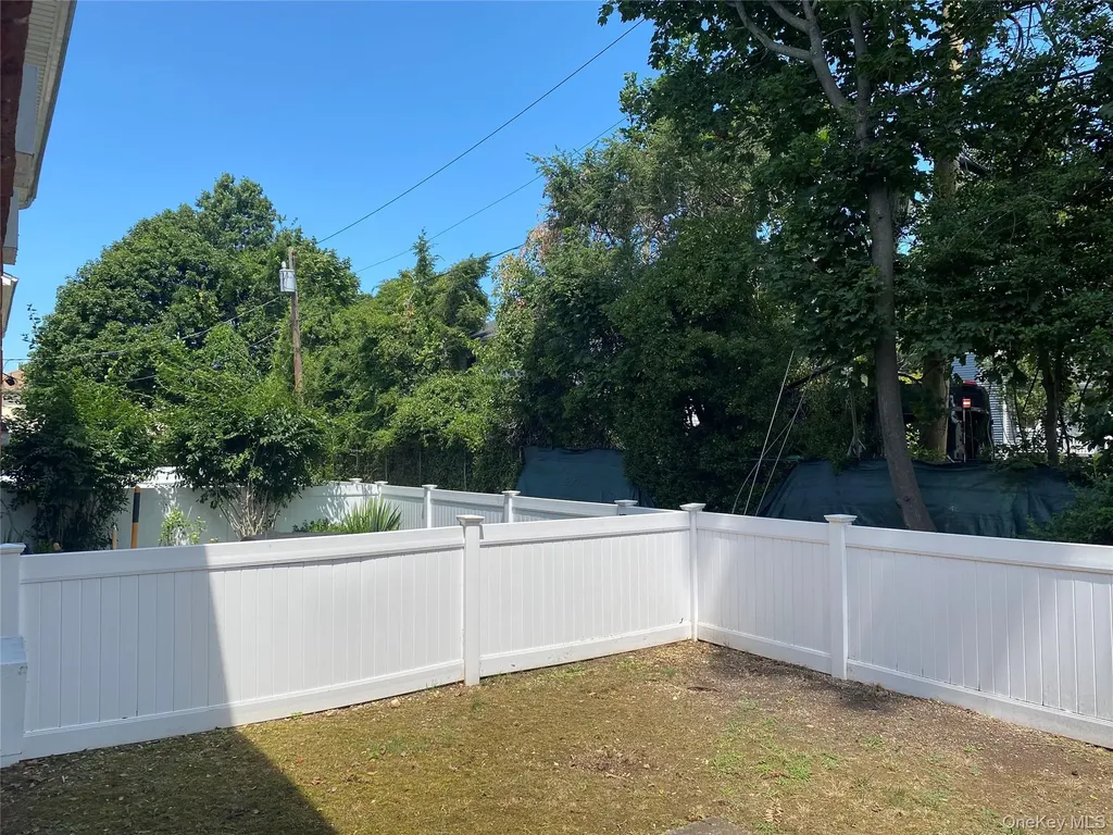 348 Dawson Lane Jericho NY 11753